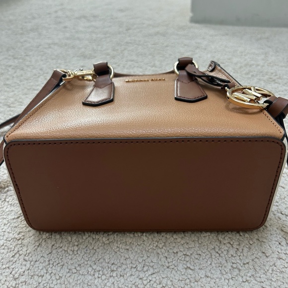 Micheal Kors Kris small satchel - Picture 4 of 10